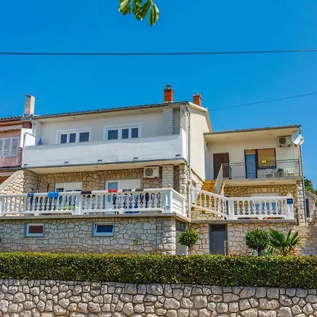 Nevenka Apartment Novi Vinodolski