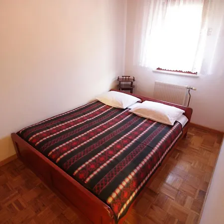 Nevenka Novi Vinodolski